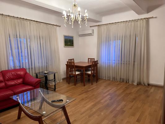 Capitale, apartament 3 camere generos
