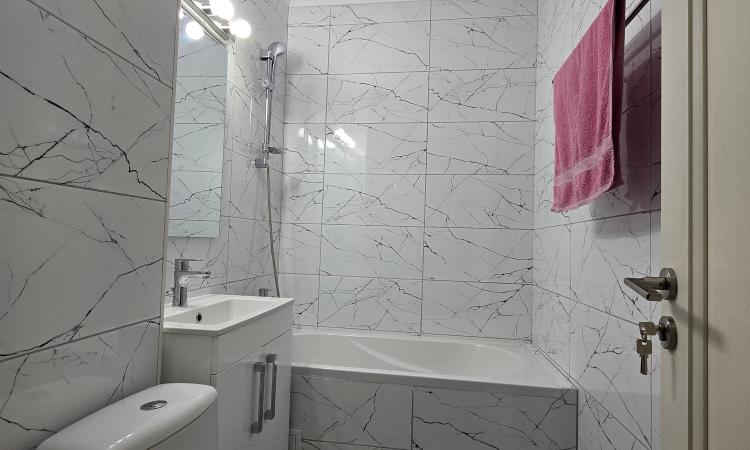 De inchiriat 3 camere in Drumul Taberei - Romancierilor