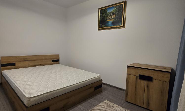 De inchiriat 3 camere in Drumul Taberei - Romancierilor