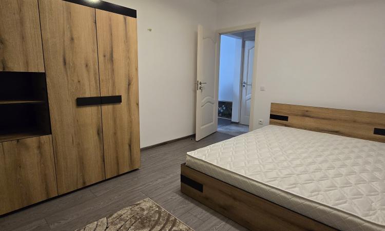 De inchiriat 3 camere in Drumul Taberei - Romancierilor
