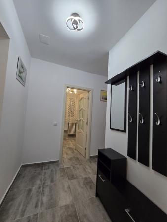 De inchiriat 3 camere in Drumul Taberei - Romancierilor