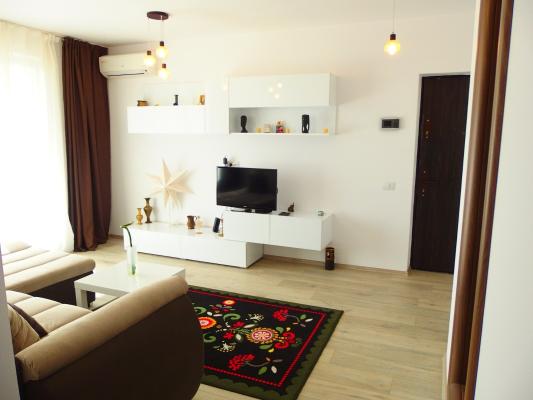 Apartament cu 2 camere in zona Marriott, la bloc nou