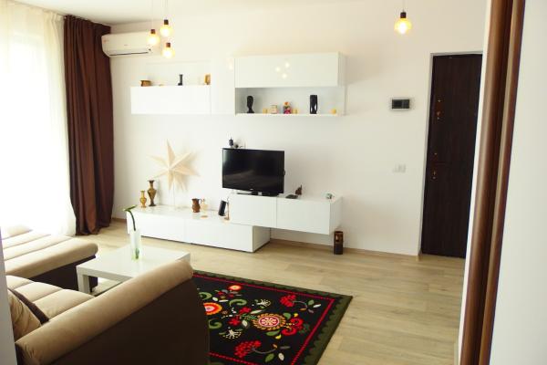 Apartament cu 2 camere in zona Marriott, la bloc nou