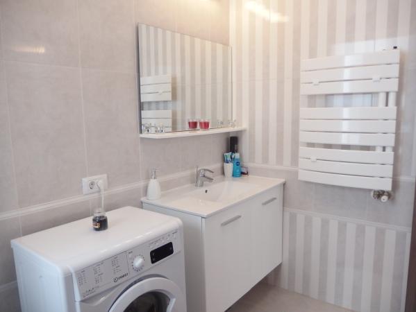 Apartament cu 2 camere in zona Marriott, la bloc nou