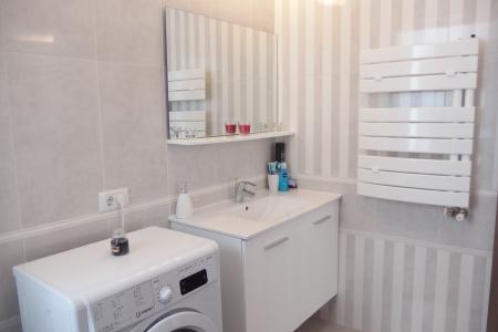 Apartament cu 2 camere in zona Marriott, la bloc nou