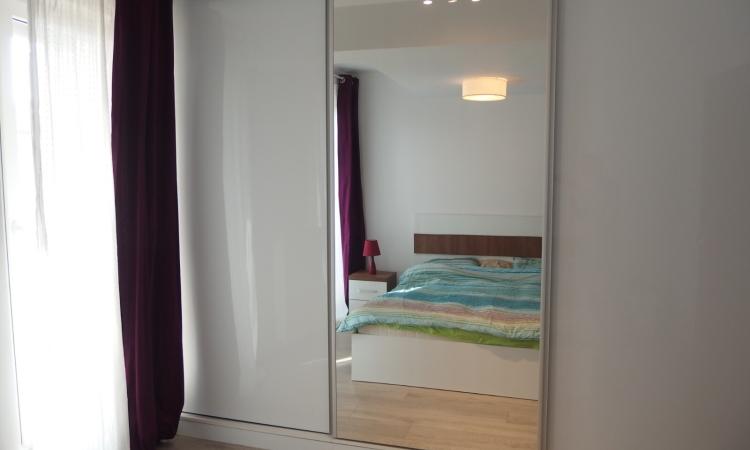 Apartament cu 2 camere in zona Marriott, la bloc nou