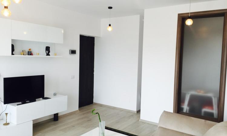 Apartament cu 2 camere in zona Marriott, la bloc nou