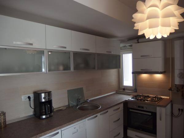 Apartament cu 2 camere in zona Marriott, la bloc nou