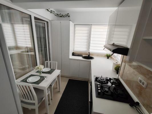 Apartament cu 2 camere, Sebastian