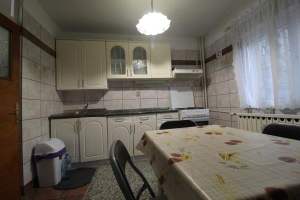 Apartament - 3 camere - Panduri - compartimentare ideala