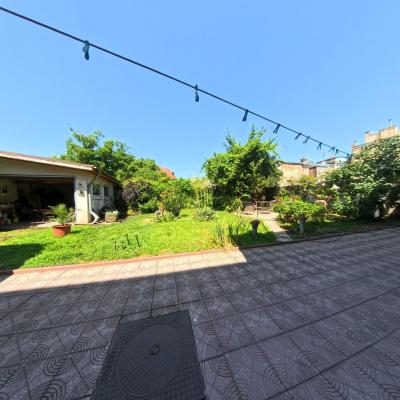 Vilă interbelică - 5 apartamente - curte privată - Strada Sirenelor