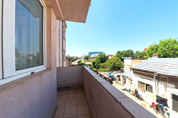 Vilă interbelică - 5 apartamente - curte privată - Strada Sirenelor