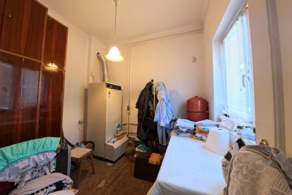 Vilă interbelică - 5 apartamente - curte privată - Strada Sirenelor