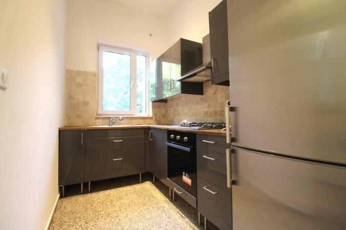 Apartament în vilă - Cotroceni - Parter înalt - Eroilor