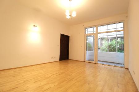 Apartament în vilă - Cotroceni - Parter înalt - Eroilor