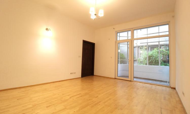 Apartament în vilă - Cotroceni - Parter înalt - Eroilor
