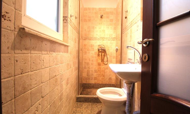 Apartament în vilă - Cotroceni - Parter înalt - Eroilor