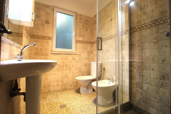 Apartament în vilă - Cotroceni - Parter înalt - Eroilor