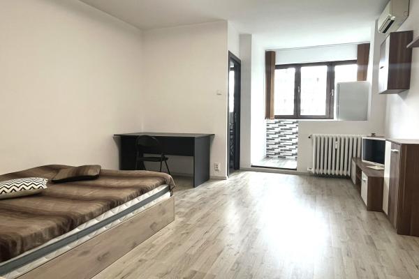 Garsoniera - 1 Mai/Strada Sibiu - complet renovata