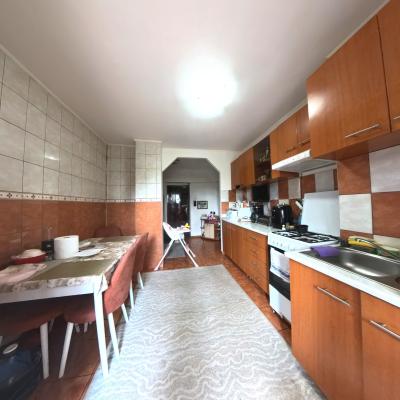 2 camere - decomandat - Ghencea - etaj 4/10