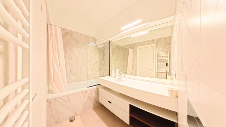 2 camere - Timpuri Noi ONE