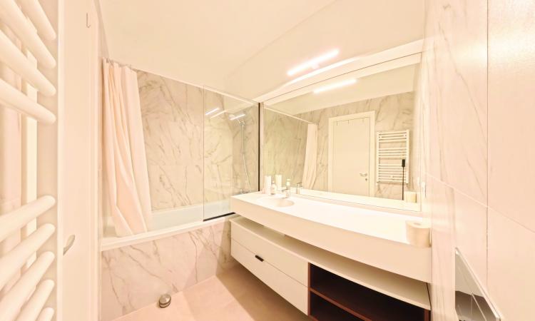 2 camere - Timpuri Noi ONE
