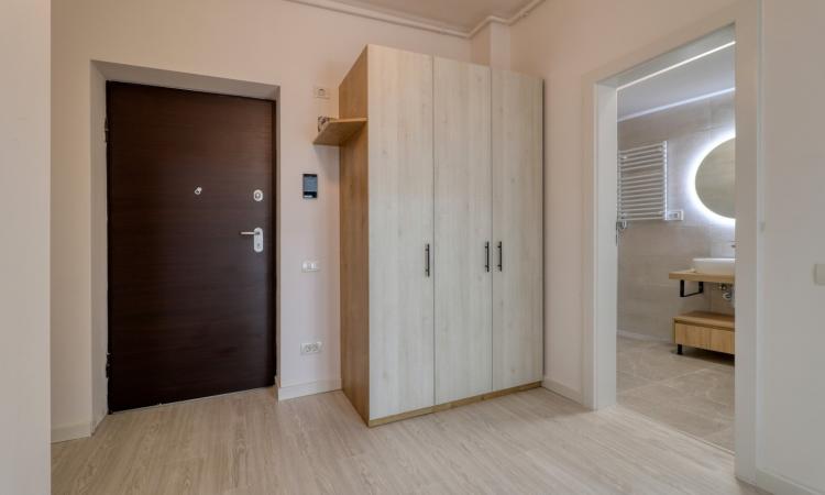 Apartament 2 camere Decebal, Lux, 68mp