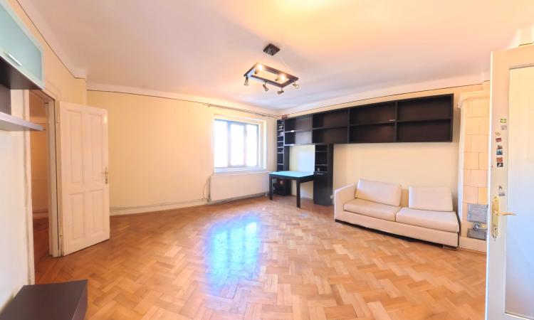 Inchiriere/Vanzare Ultracentral, Apartament Rezidential sau Societate, 3 camere + Reception
