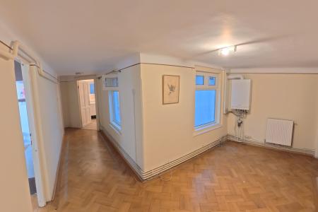 Inchiriere/Vanzare Ultracentral, Apartament Rezidential sau Societate, 3 camere + Reception