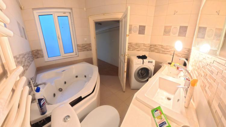 Inchiriere/Vanzare Ultracentral, Apartament Rezidential sau Societate, 3 camere + Reception