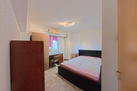 Apartament 3 camere - Sf Vineri