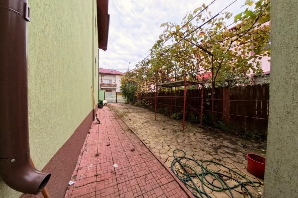 Casă 7 Camere - Chitila - Teren 511 mp