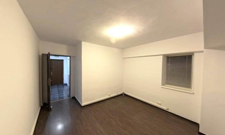 Unirii - Duplex destinat Birouri/Firme, 4 Camere, Instalatie electrica profesionala de lucru