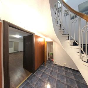 Unirii - Duplex destinat Birouri/Firme, 4 Camere, Instalatie electrica profesionala de lucru