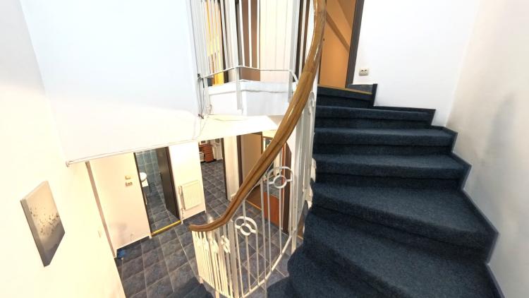 Unirii - Duplex destinat Birouri/Firme, 4 Camere, Instalatie electrica profesionala de lucru