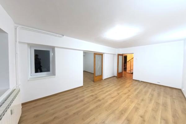 Bulevardul Unirii - Duplex Nemobilat, Rezidential sau Firma
