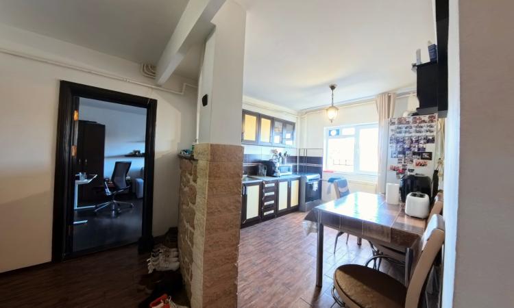 3 Camere - Gorjului - Strada Răsăritului