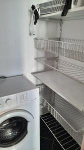 Strada Colentina, 2 camere, balcon mare