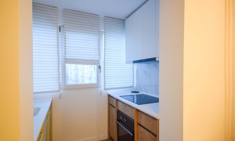 Apartament 3 camere - Piata Alba Iulia