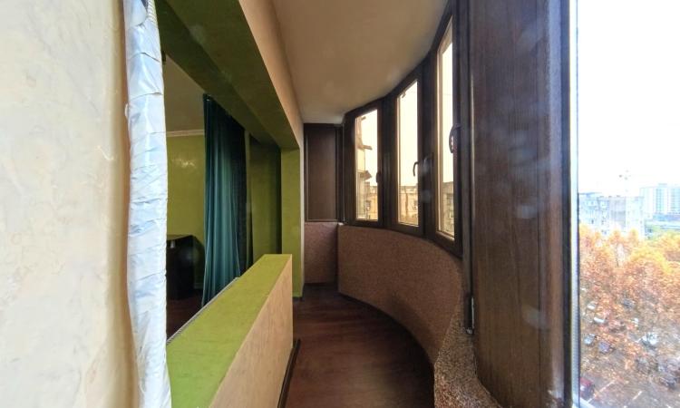 Garsoniera - Metrou Apărătorii Patriei
