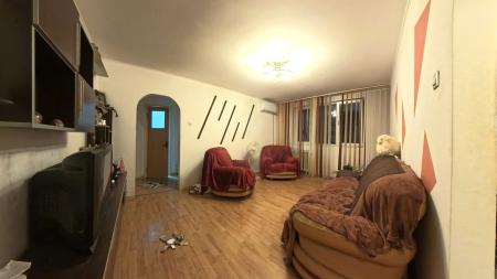 Apartament 3 camere | Aleea Fetești | Etaj 2/4