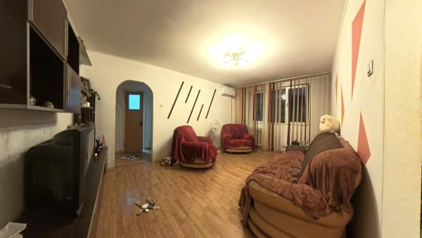 Apartament 3 camere | Aleea Fetești | Etaj 2/4