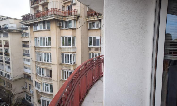 Apartament 3 camere - Bulevardul Unirii