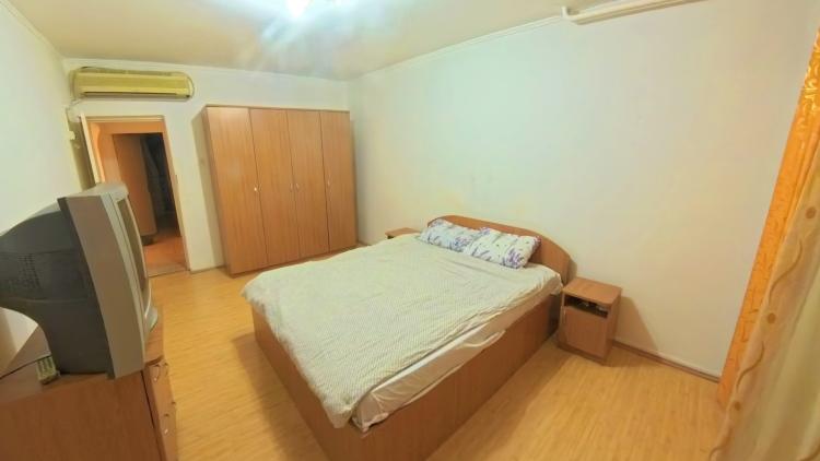3 Camere, Birouri sau Locuinta, Camera de Comert, Disponibil si Nemobilat