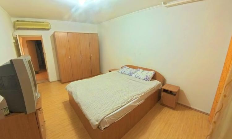 3 Camere, Birouri sau Locuinta, Camera de Comert, Disponibil si Nemobilat