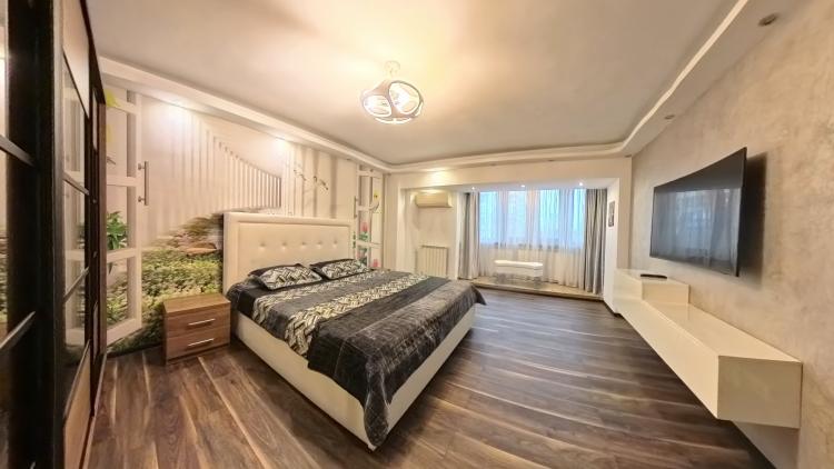 2 Camere decebal, Interior Lux, Zona Principala