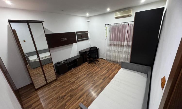 Apartament 2 camere 78 m² – Şos. Giurgiului, decomandat, balcone, centrală proprie