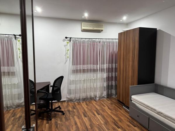 Apartament 2 camere 78 m² – Şos. Giurgiului, decomandat, balcone, centrală proprie