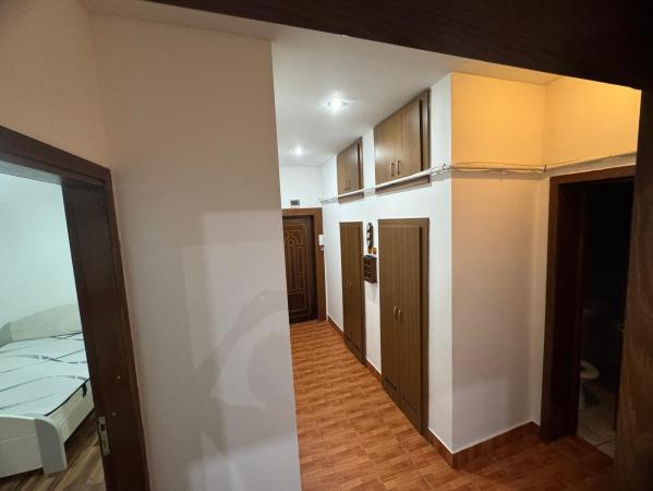 Apartament 2 camere 78 m² – Şos. Giurgiului, decomandat, balcone, centrală proprie