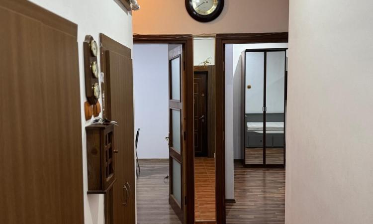 Apartament 2 camere 78 m² – Şos. Giurgiului, decomandat, balcone, centrală proprie